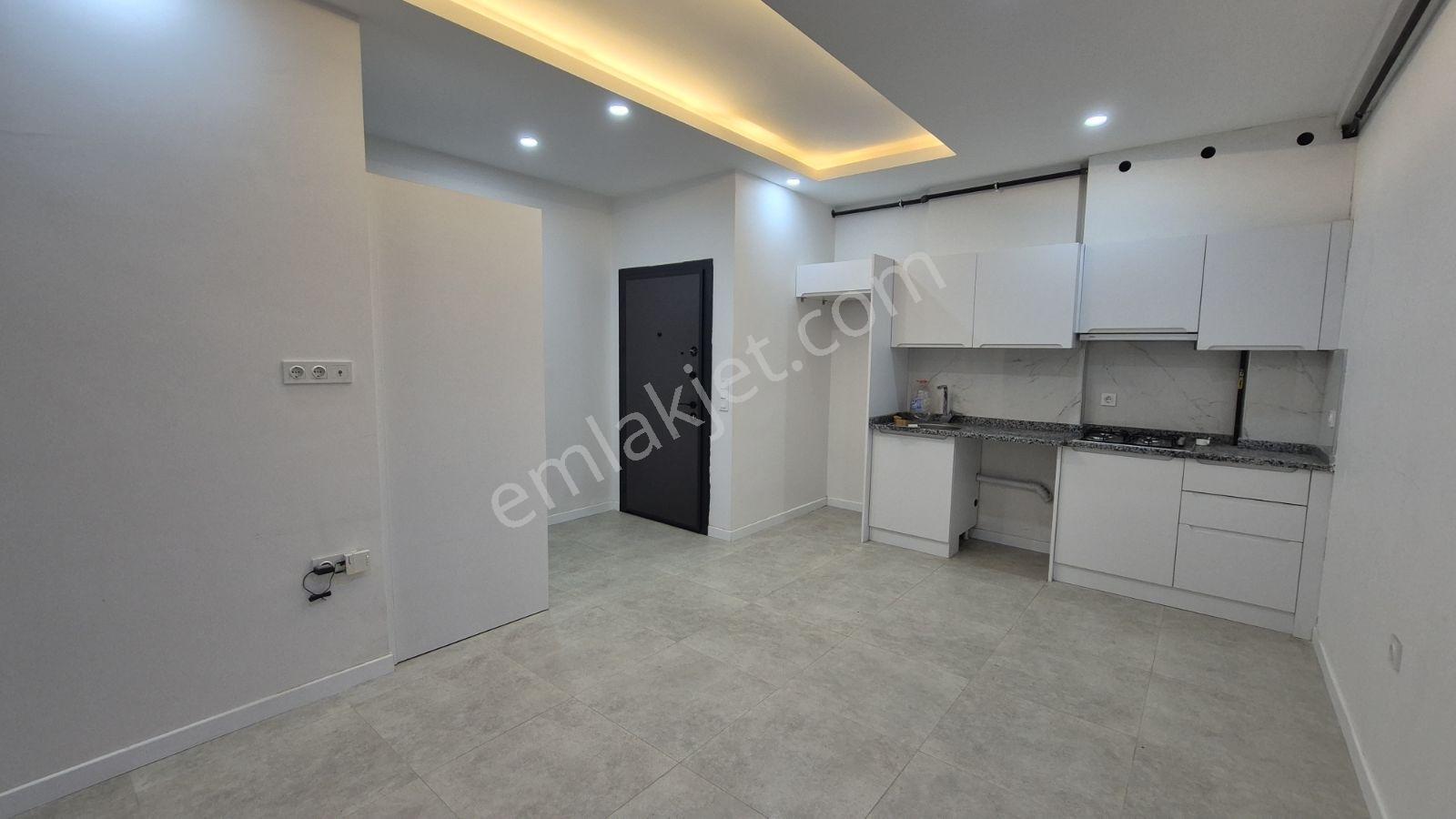 Aybars'tan Karahasanlı'da Kiralık 1+1 Eşyasız Apart - Görsel 5