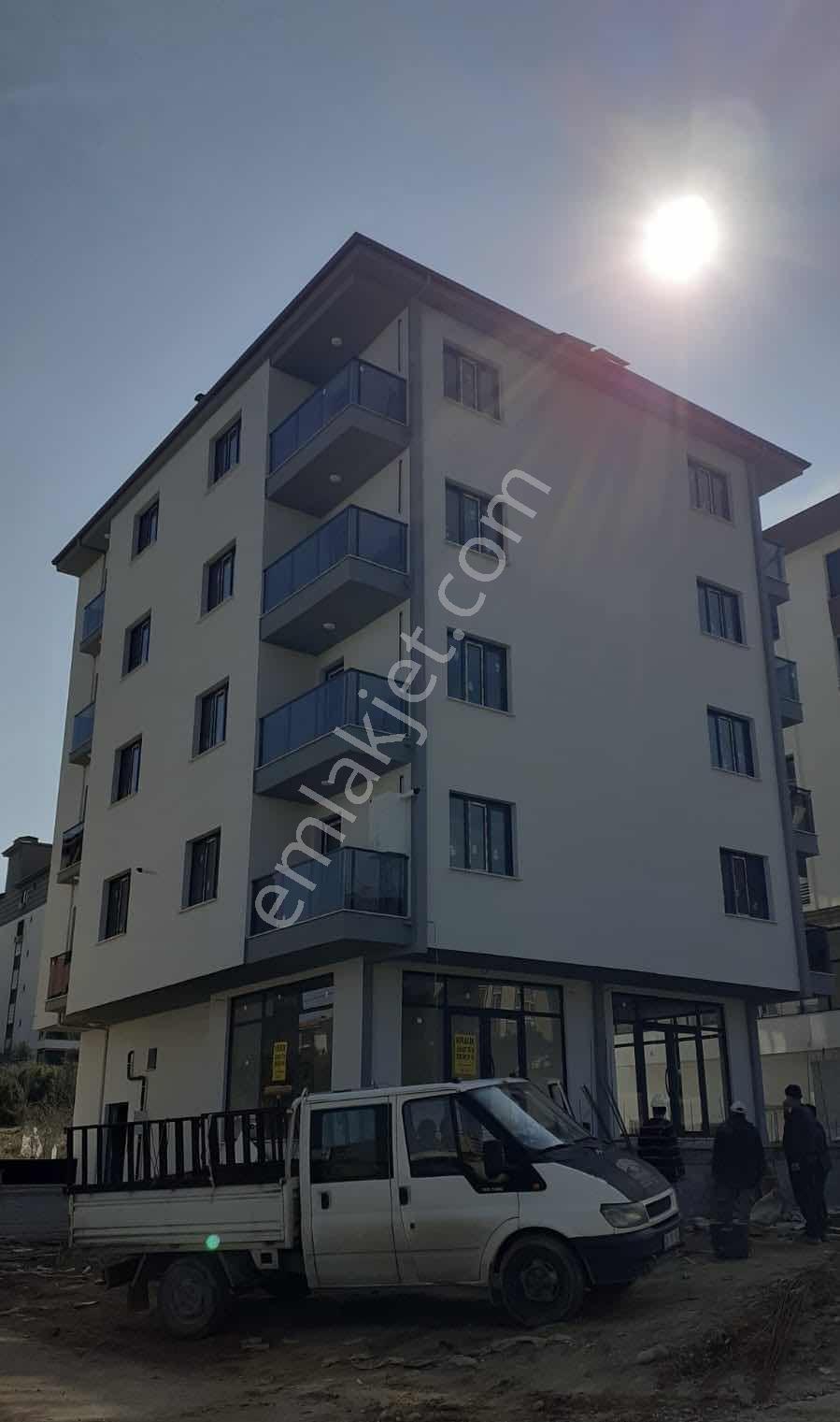 Aybars'tan Karahasanlı'da Kiralık 1+1 Eşyasız Apart - Görsel 24
