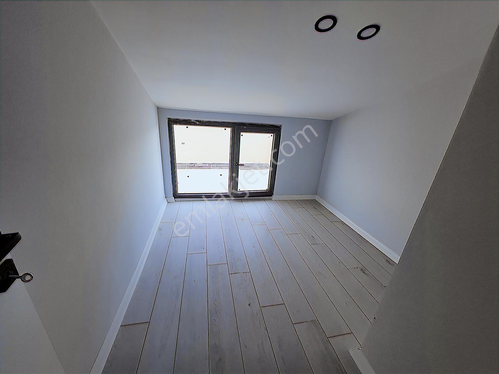Çayırovada Marmaraya E 5 Yürüme Mesafesinde Satılık 3+1 Daire - Görsel 25