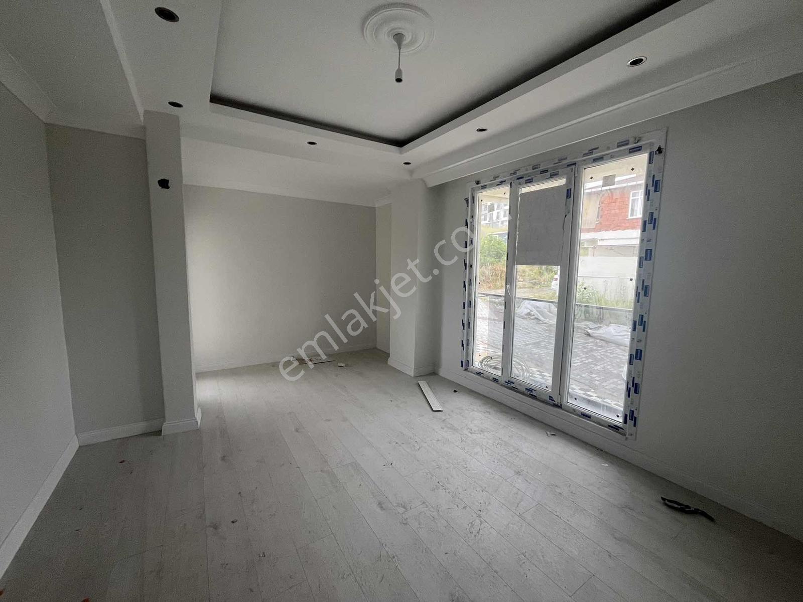 Çayırova Emekte Bosna Cad. Yakın 2+1 Asansörlü Ara Kat