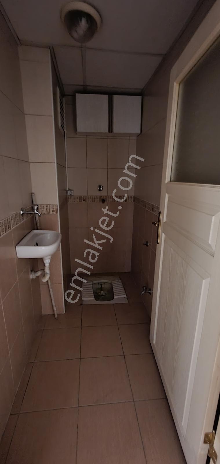 Sakarya Cad. Hatboyu Yakını Park Manzaralı, Bakımlı Kiralık 2+1 - Görsel 6