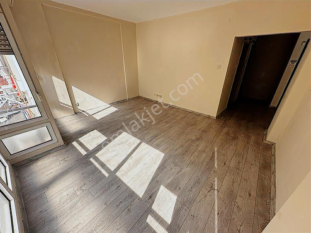 Bostanlı Çarşı İçerisinde Kiralık Ofis - Görsel 14