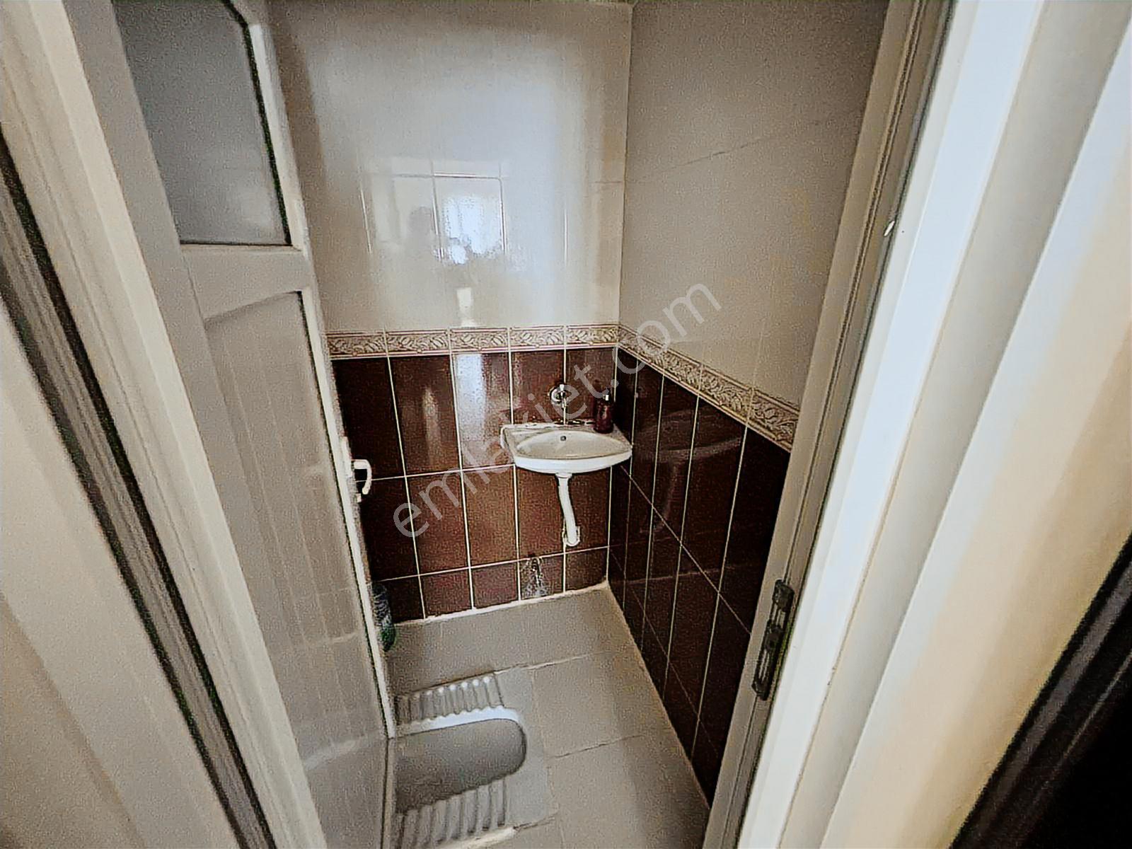 Derince Çınarlıda Manzaralı, 2 Balkonlu Geniş 2+1 Kiralık - Görsel 17