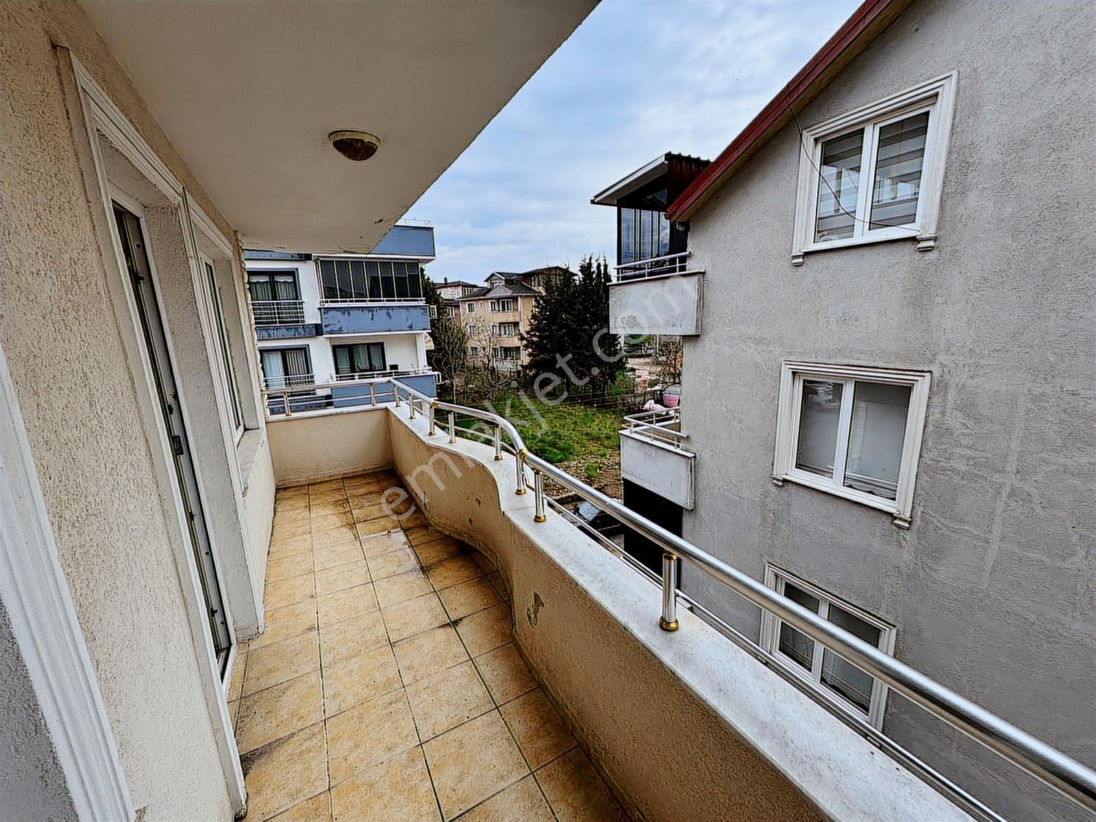 Derince Çınarlıda Manzaralı, 2 Balkonlu Geniş 2+1 Kiralık - Görsel 15