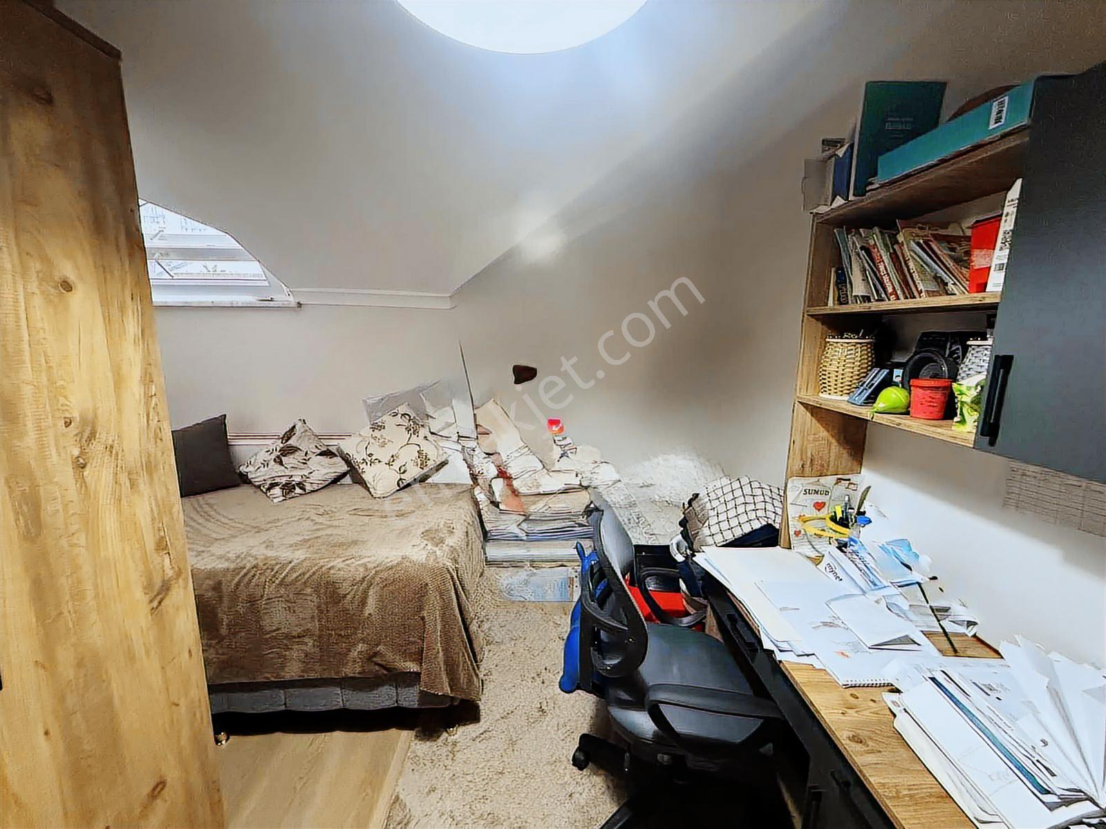Çırçır Mahallesi Dubleks 4+2-155m²- Kapalı Otoparklı - Görsel 13