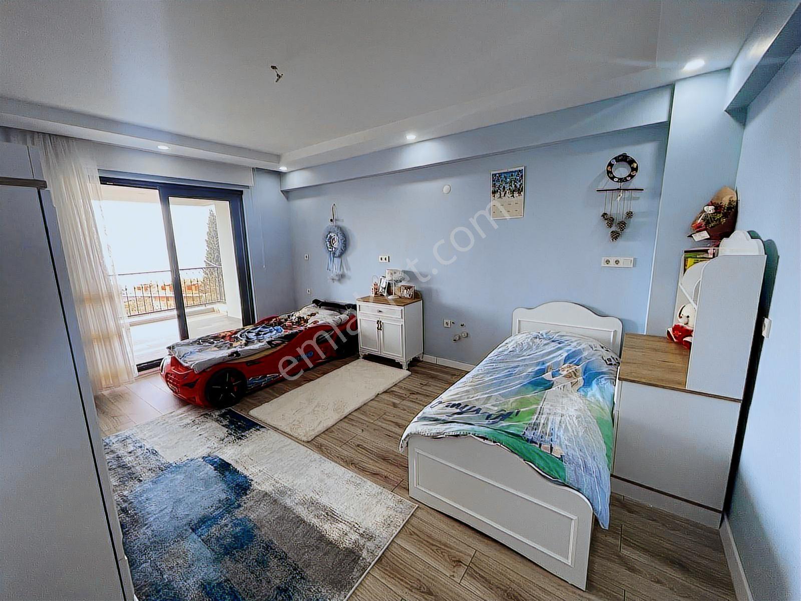 Karamürsel'de Deniz Ve Köprü Manzaralı 5+2 / 2+1 Villa Fırsatı! - Görsel 18