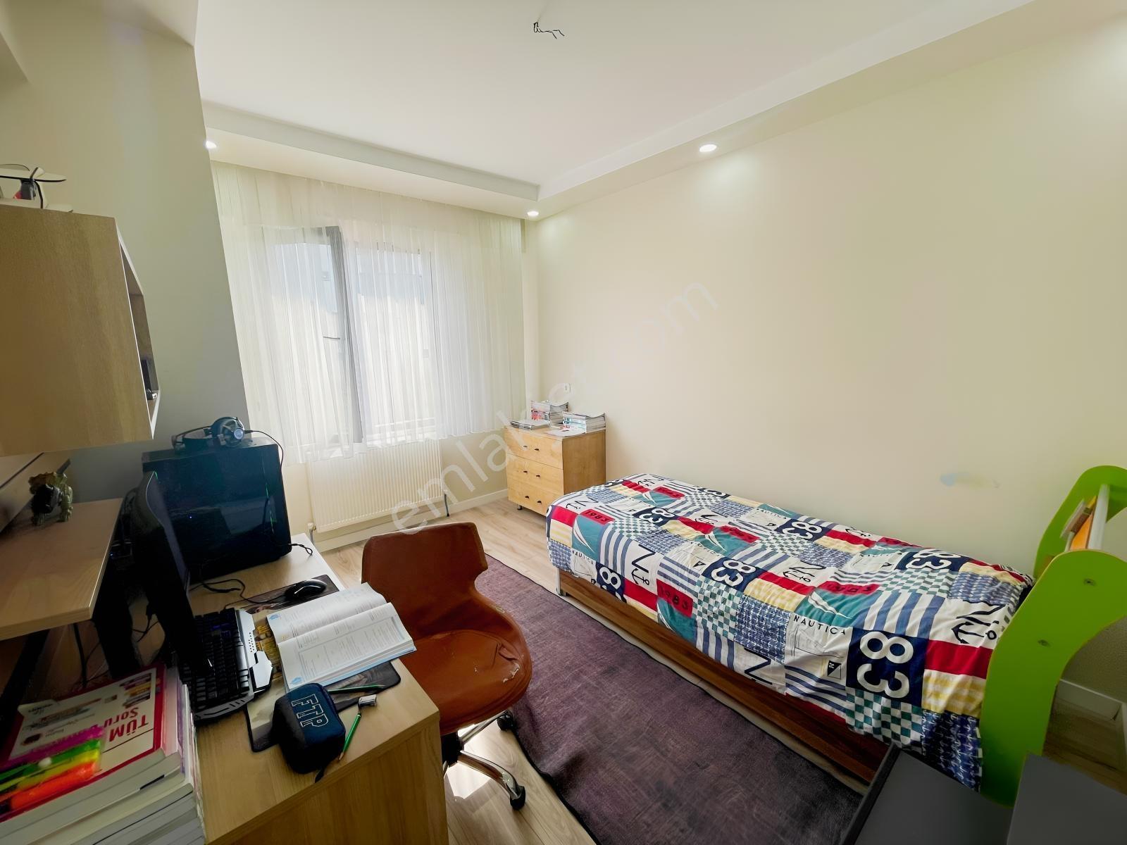 Karamürsel'de Deniz Ve Köprü Manzaralı 5+2 / 2+1 Villa Fırsatı! - Görsel 9
