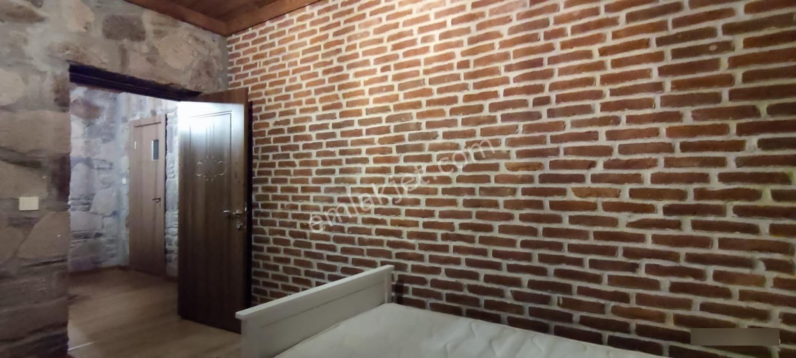 Newcıty Emlaktan İzmir Bademlide Bahçeli Müstakil Taş Ev - Görsel 21