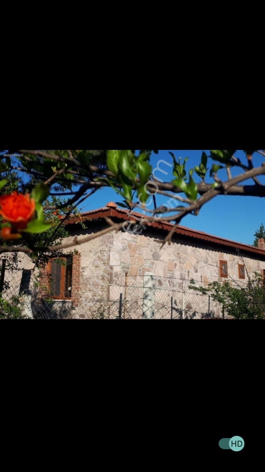 Newcıty Emlaktan İzmir Bademlide Bahçeli Müstakil Taş Ev - Görsel 17