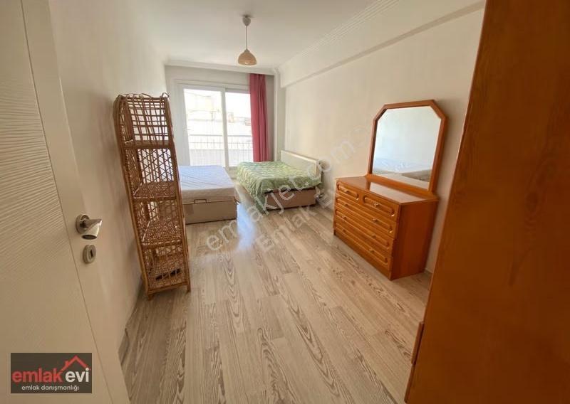 Emlak Evi'nden Doğu Gazi Blv. Cadde Üzeri Eşyalı Satılık 1+1