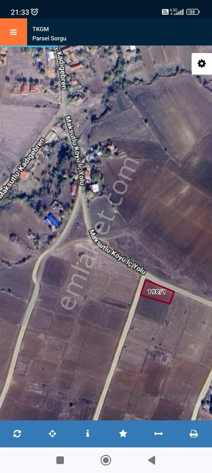 Uzunköprü Maksutlu Köyünde İmara Yakın Satılık Tarla 1.246 M2