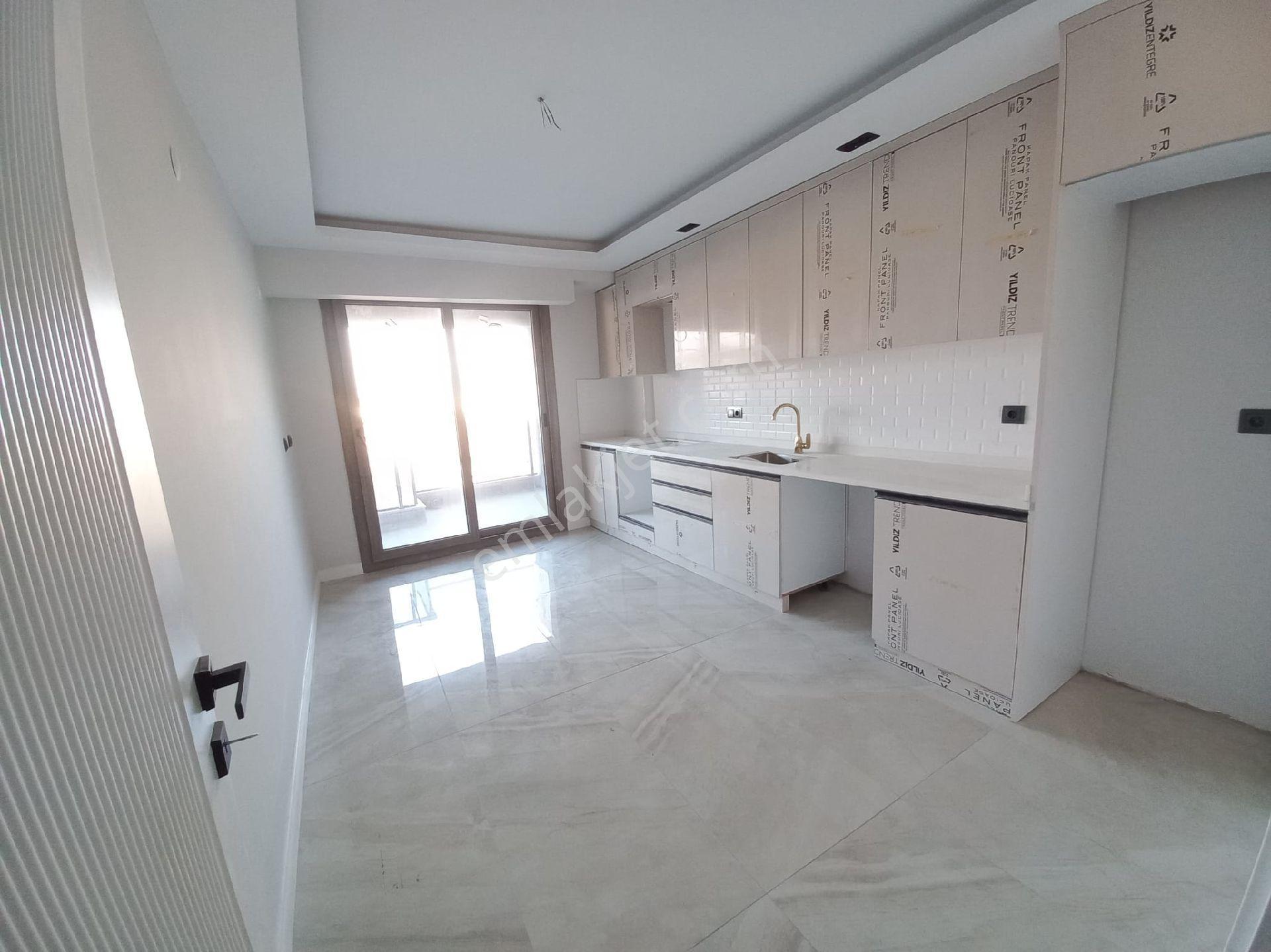 Bergama Turabey Mah Sıfır Doğalgazlı Yerden Isıtma 3 Banyolu Lüks 5+1 Dubleks Daire Satılık - Görsel 4