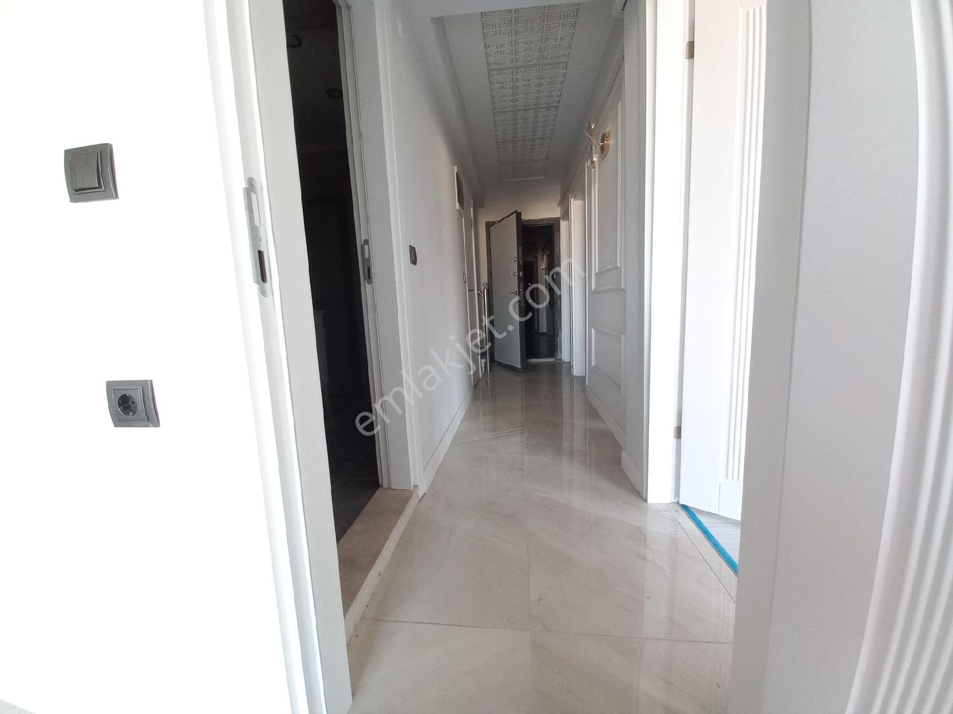 Bergama Turabey Mah Sıfır Doğalgazlı Yerden Isıtma 3 Banyolu Lüks 5+1 Dubleks Daire Satılık - Görsel 9