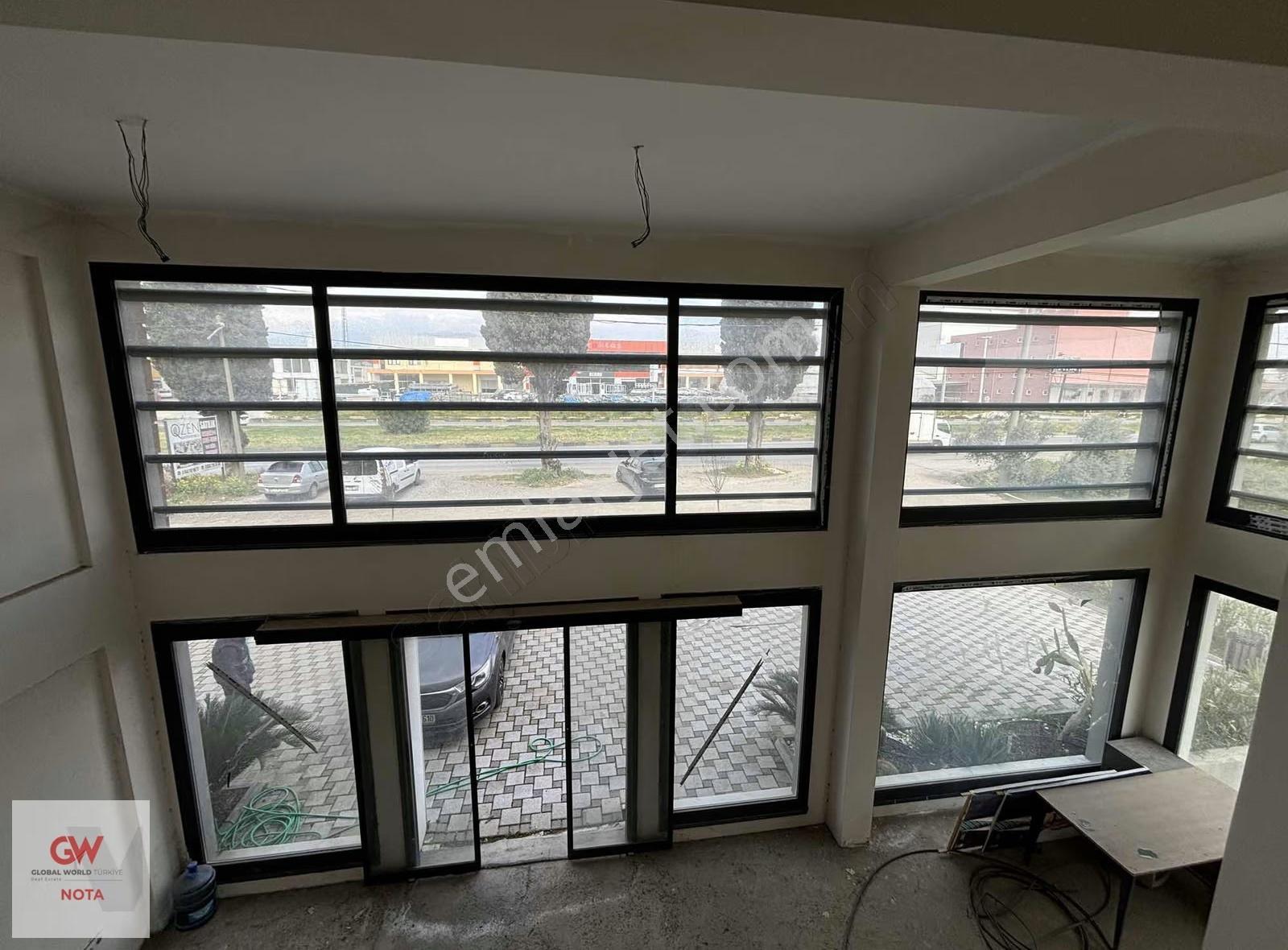Torbalı Bahçelievler'de Caddeye Cepheli Kiralık Dükkan - Görsel 16
