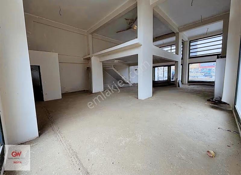 Torbalı Bahçelievler'de Caddeye Cepheli Kiralık Dükkan