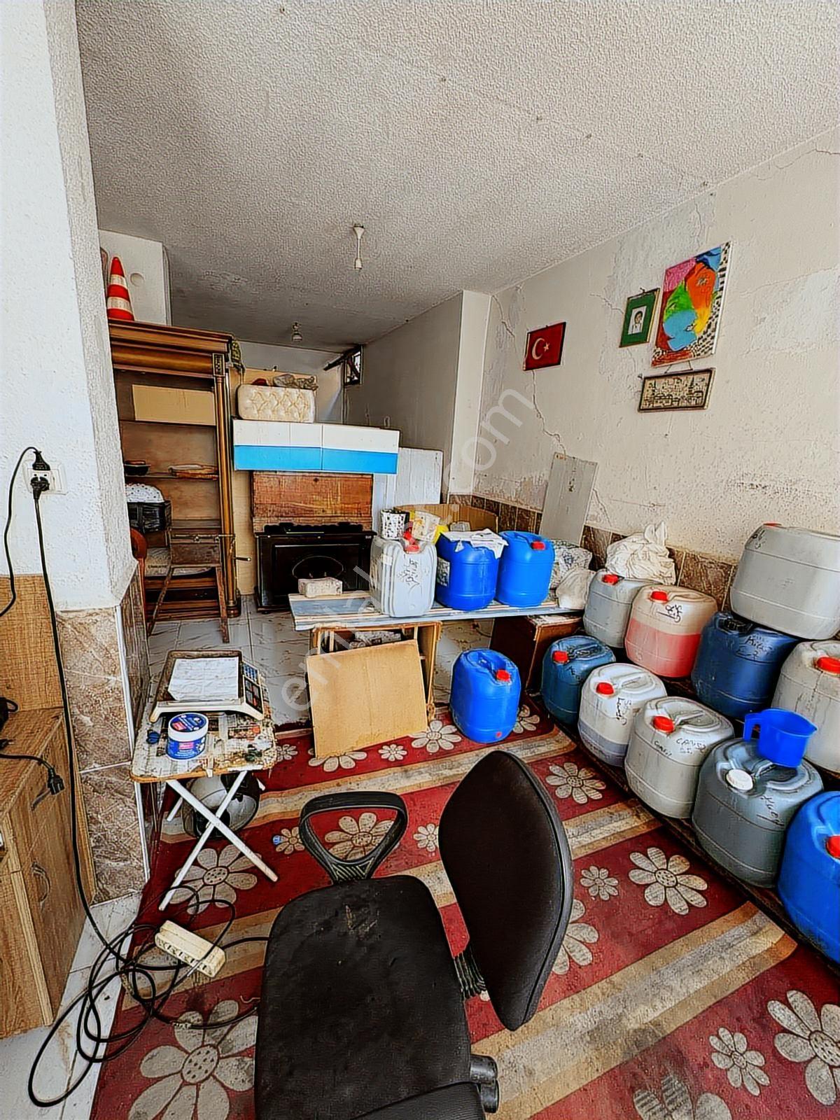 Barış Mahallesi Yatırımlık 2 Katlı Satılık Müstakil Ev - Görsel 28