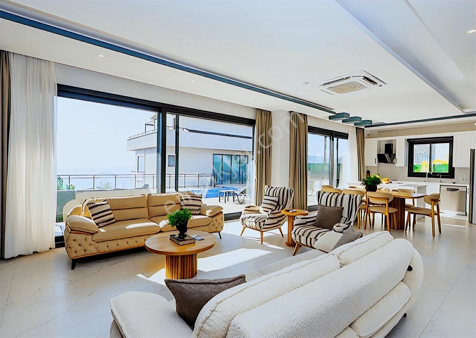 Fırsat! Deniz Manzaralı Turizm Ruhsatlı Villa-vatandaşlığa Uygun - Görsel 11