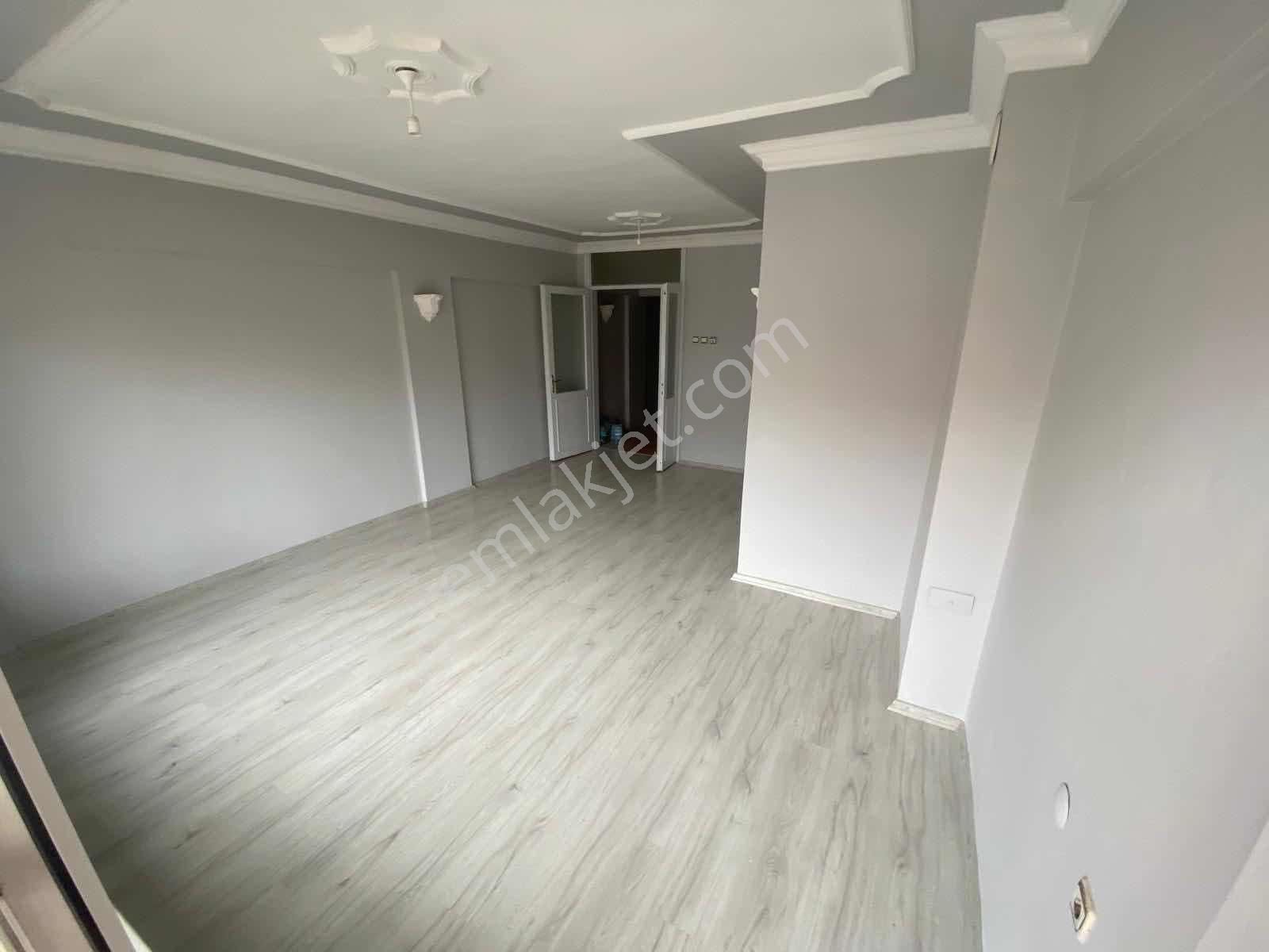 Tahir Ün Cd. İşlek Caddede 2+1 Ev / Ofis Fırsatı - Görsel 5