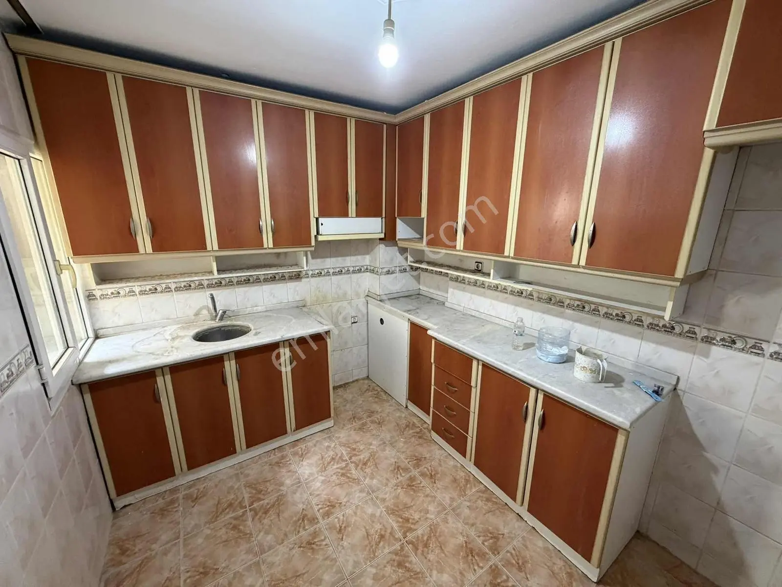 Karakaş'tan Tahir Ün Cd. İşlek Caddede 2+1 Ev / Ofis Fırsatı - Görsel 31