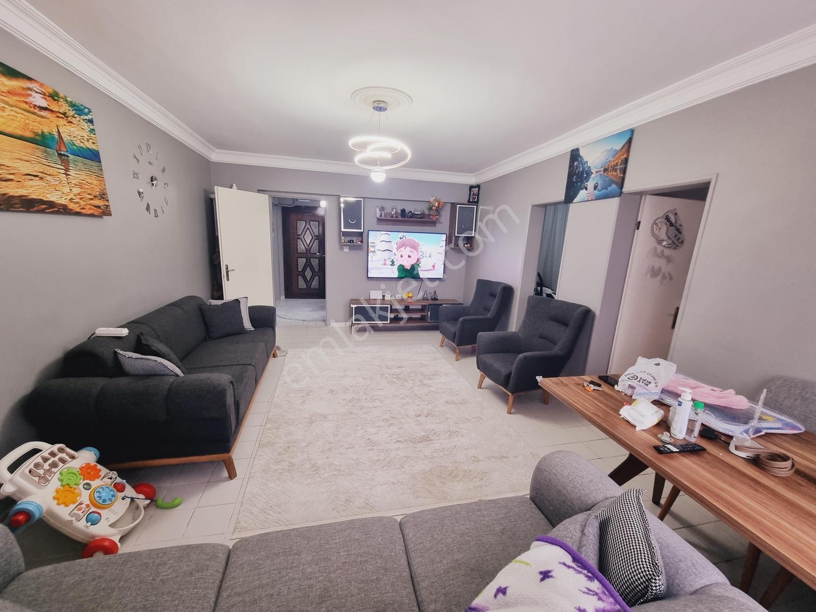 İmir Emlak'tan 3+1 130m2 Ayyıldız Cadde Üstünde 3.kat Daire - Görsel 16