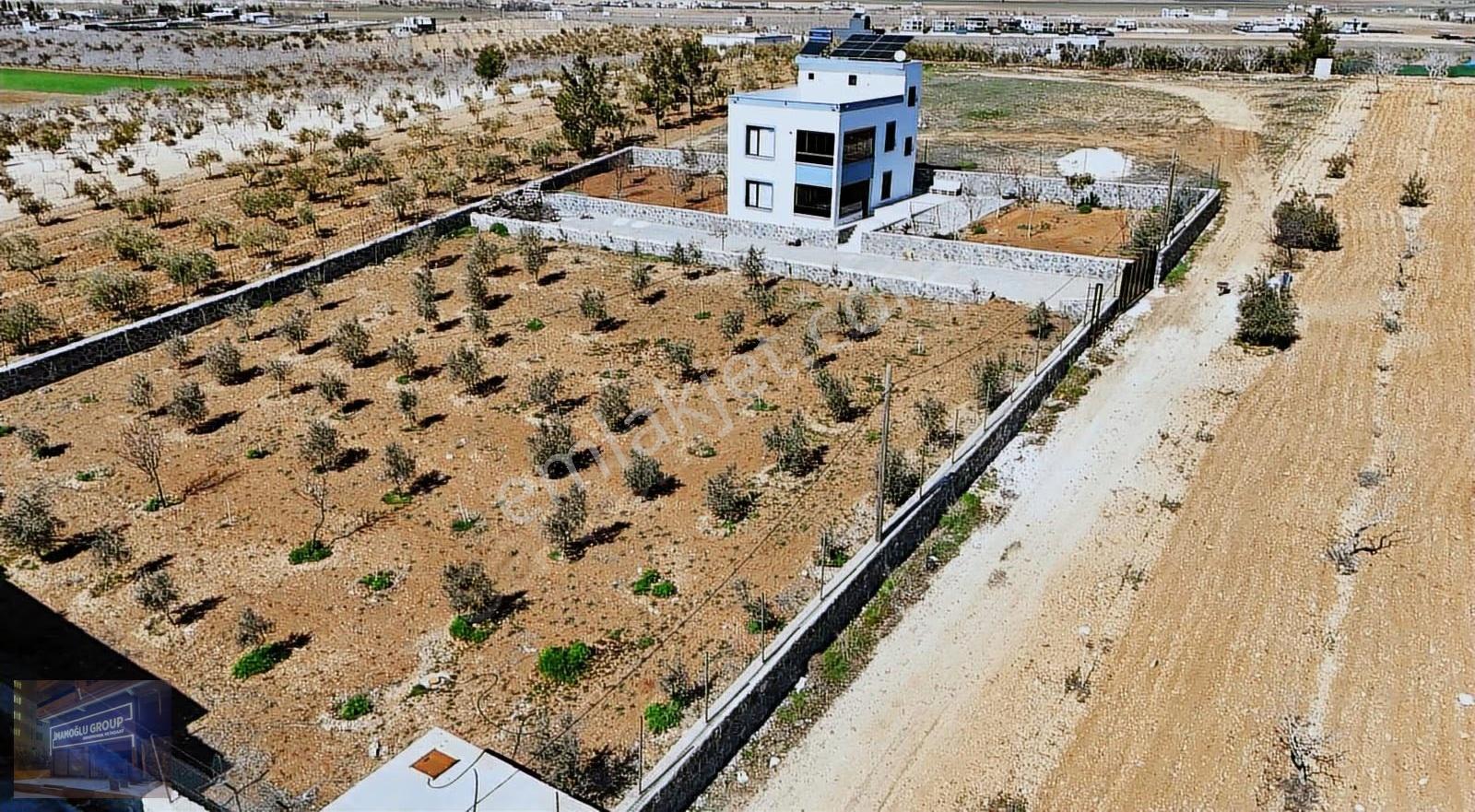 Diyarbakır Yolunda Şehire 14km Uzaklıkta Özenle Yapılmış Villa - Görsel 2