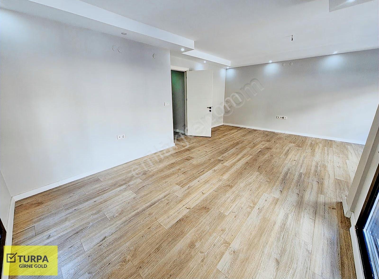 Bostanlı'da Köşe Konumda Ebeveyn Banyolu 3+1 Satılık Sıfır Daire - Görsel 52