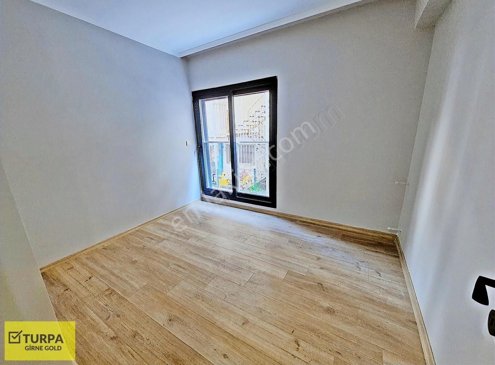 Bostanlı'da Köşe Konumda Ebeveyn Banyolu 3+1 Satılık Sıfır Daire - Görsel 45