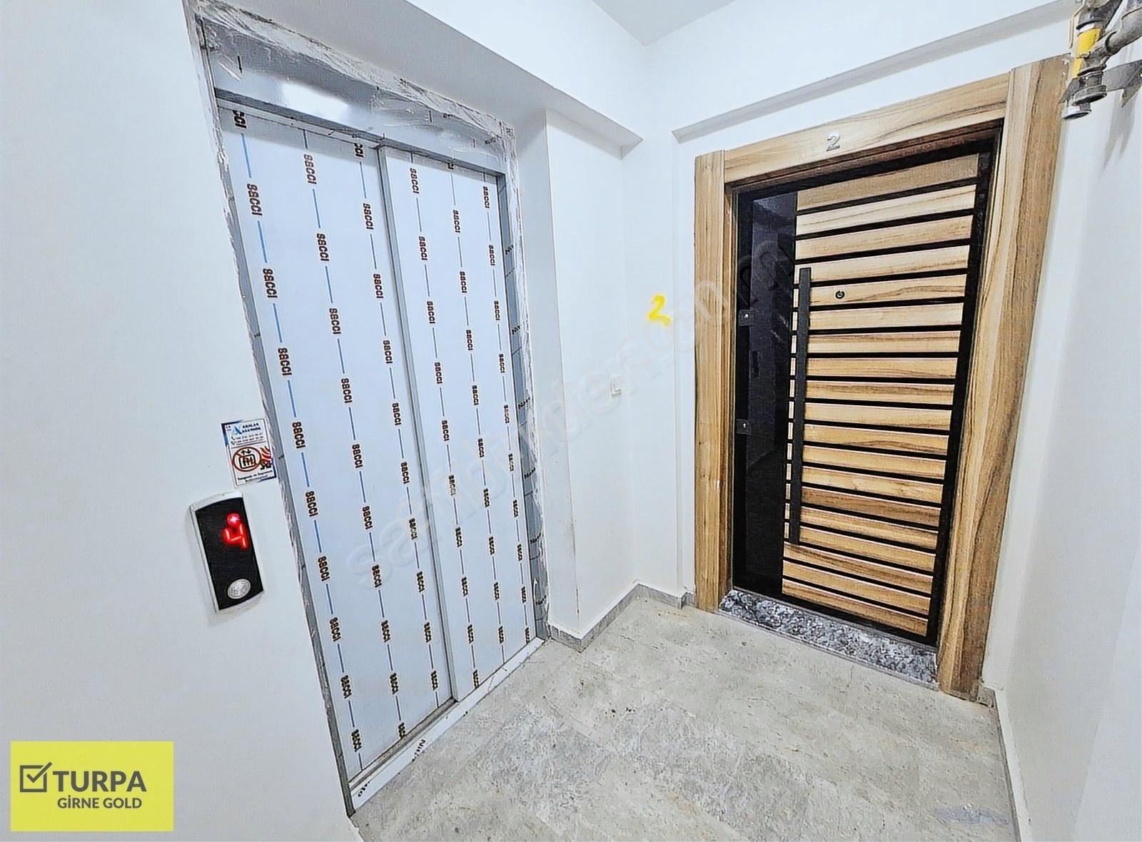 Bostanlı'da Köşe Konumda Ebeveyn Banyolu 3+1 Satılık Sıfır Daire - Görsel 7