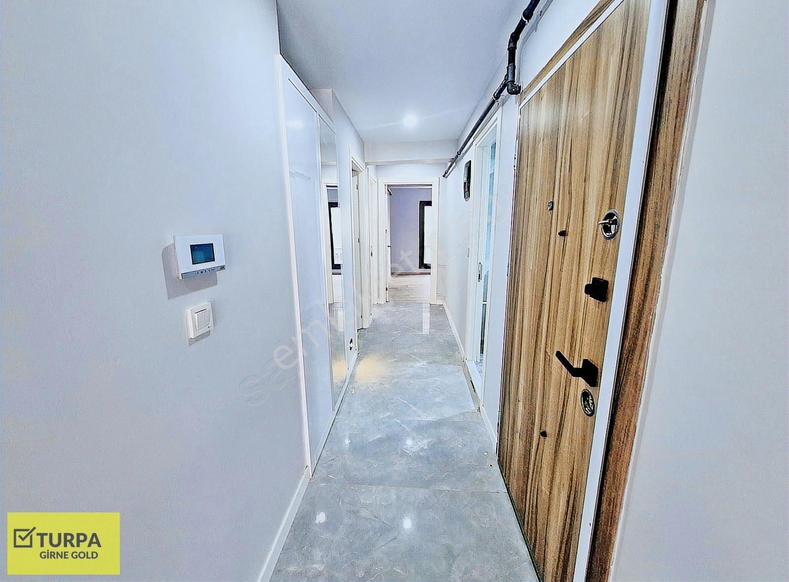 Bostanlı'da Köşe Konumda Ebeveyn Banyolu 3+1 Satılık Sıfır Daire - Görsel 10