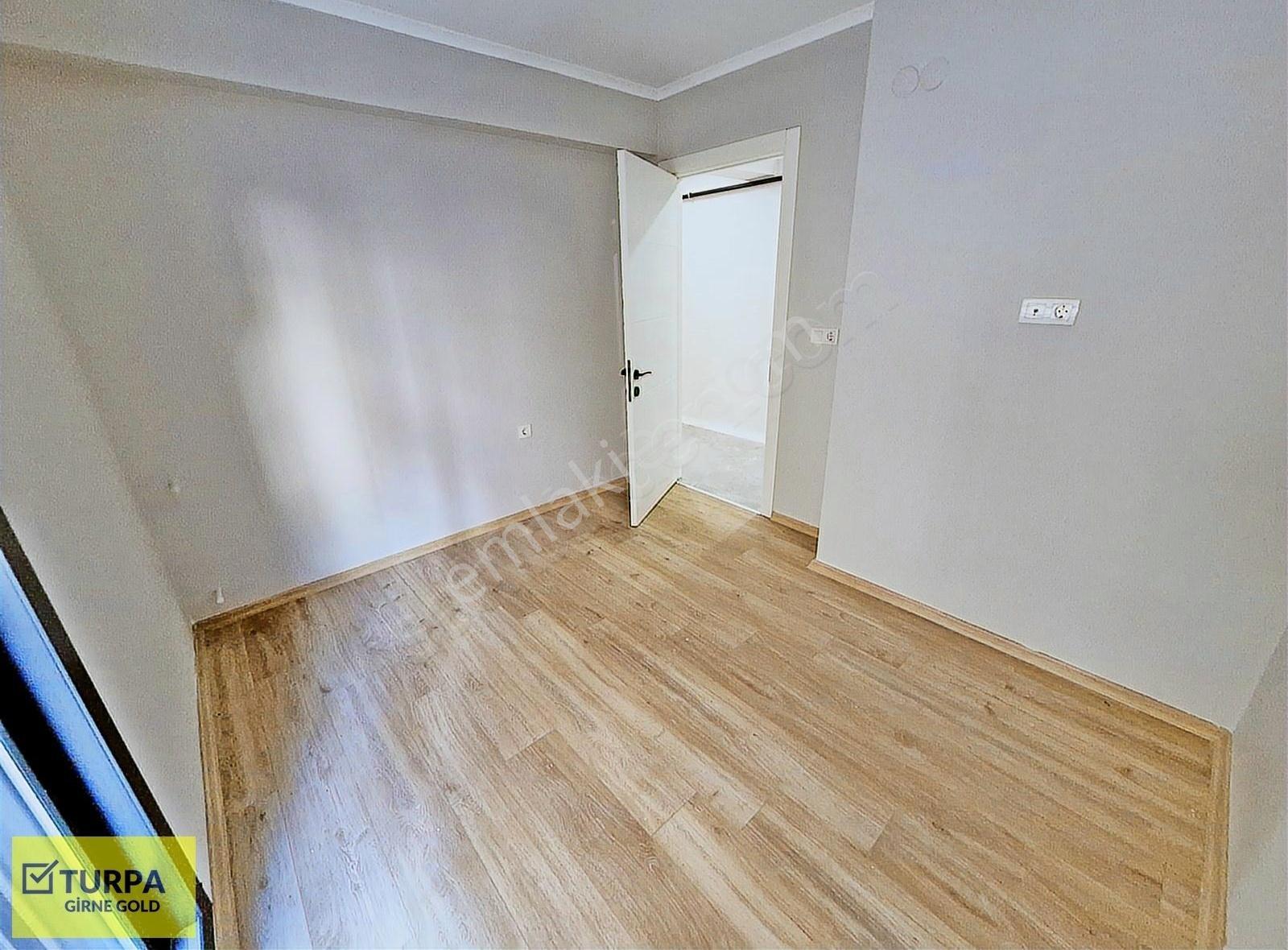 Bostanlı'da Köşe Konumda Ebeveyn Banyolu 3+1 Satılık Sıfır Daire - Görsel 43