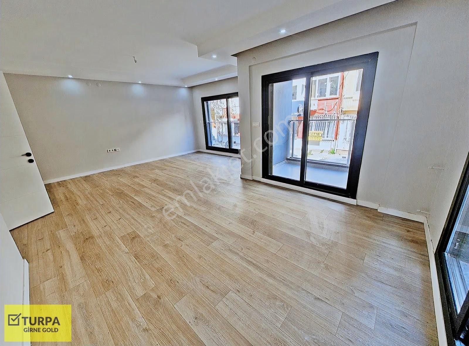 Bostanlı'da Köşe Konumda Ebeveyn Banyolu 3+1 Satılık Sıfır Daire - Görsel 18