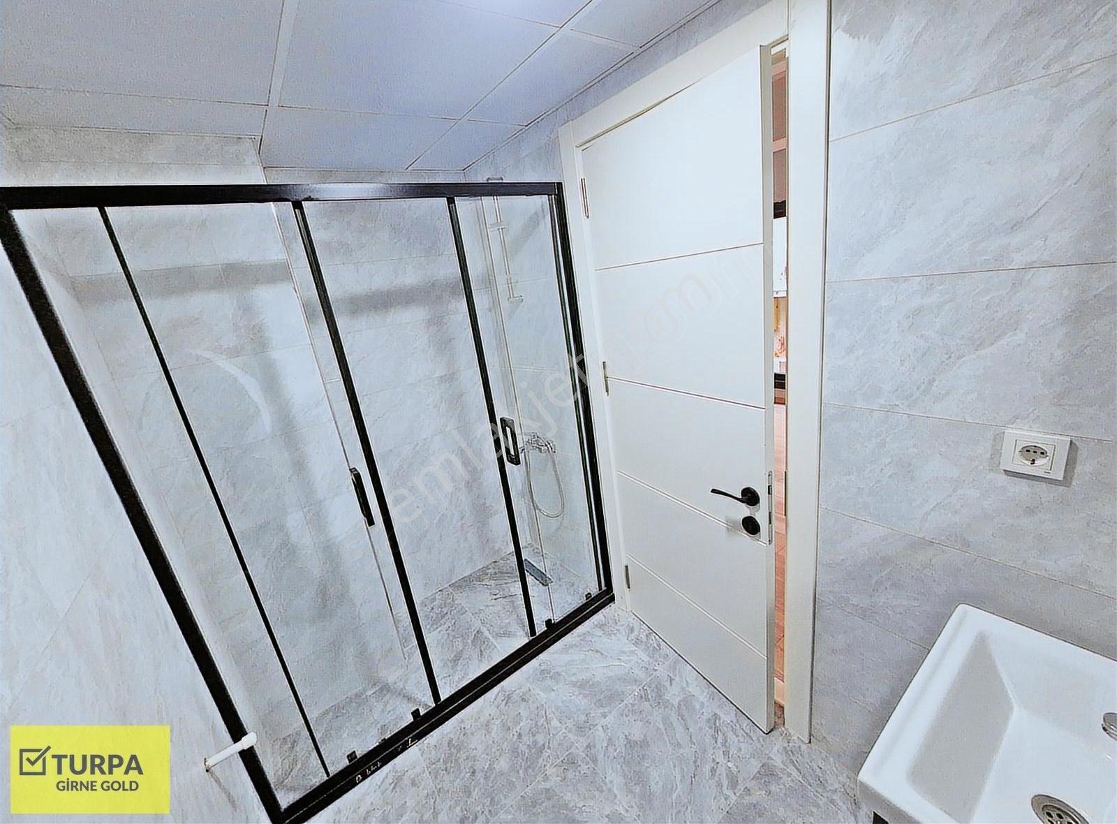 Bostanlı'da Köşe Konumda Ebeveyn Banyolu 3+1 Satılık Sıfır Daire - Görsel 32