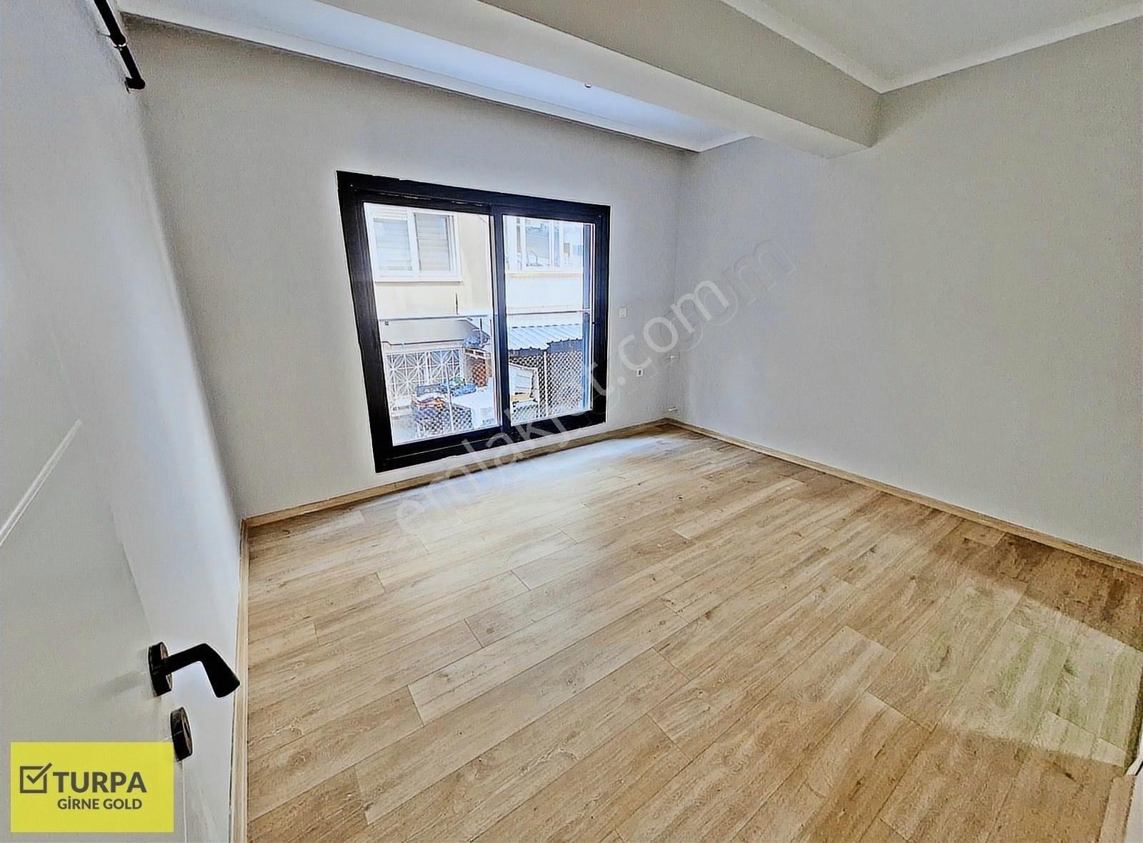 Bostanlı'da Köşe Konumda Ebeveyn Banyolu 3+1 Satılık Sıfır Daire - Görsel 40