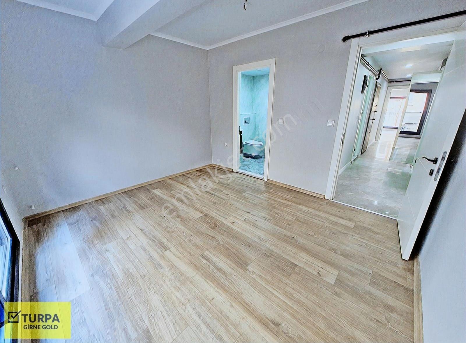 Bostanlı'da Köşe Konumda Ebeveyn Banyolu 3+1 Satılık Sıfır Daire - Görsel 36