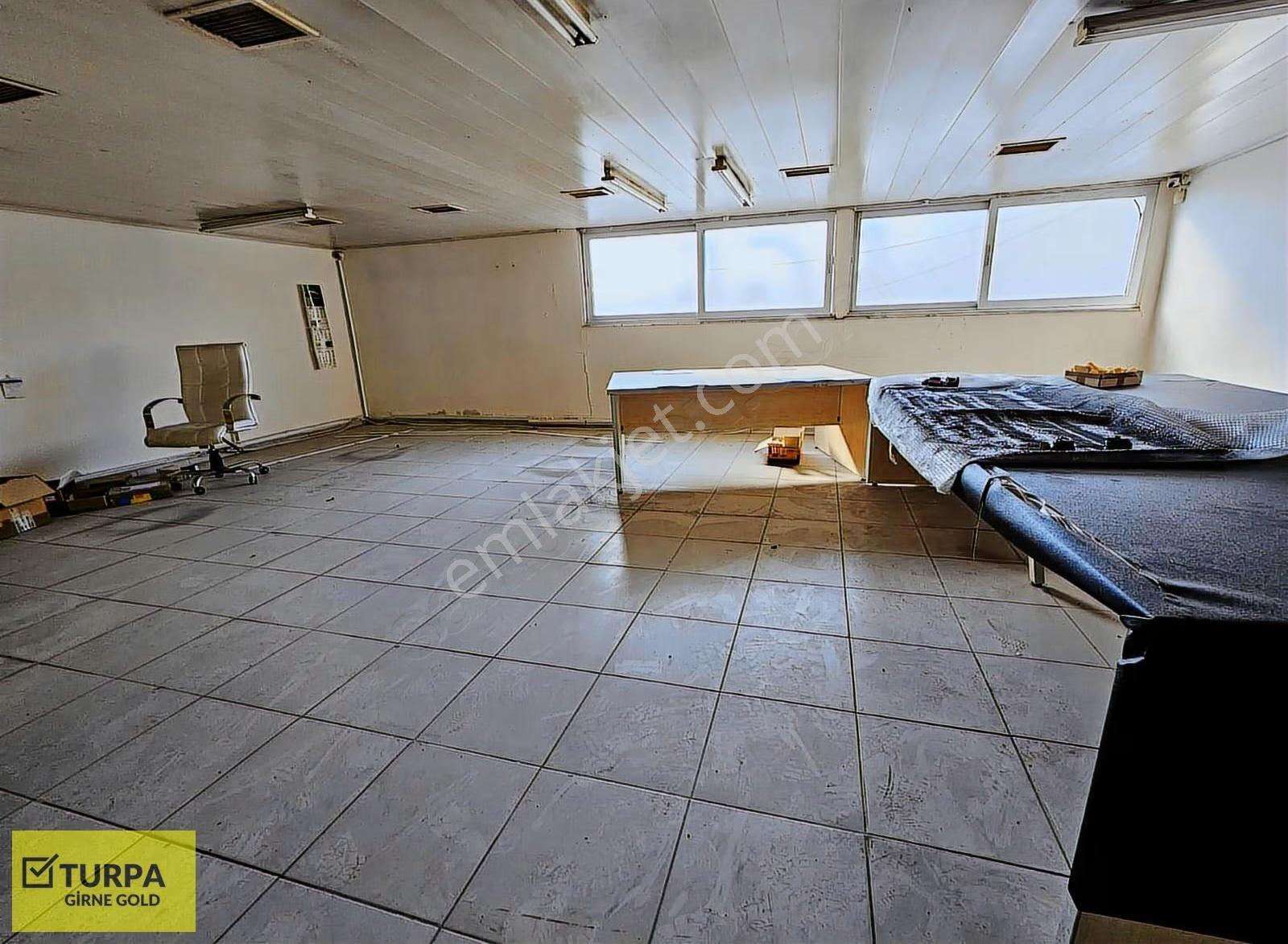 Basmane'de Tüm Sektörlere Uygun Kiralık Ofis - Görsel 4