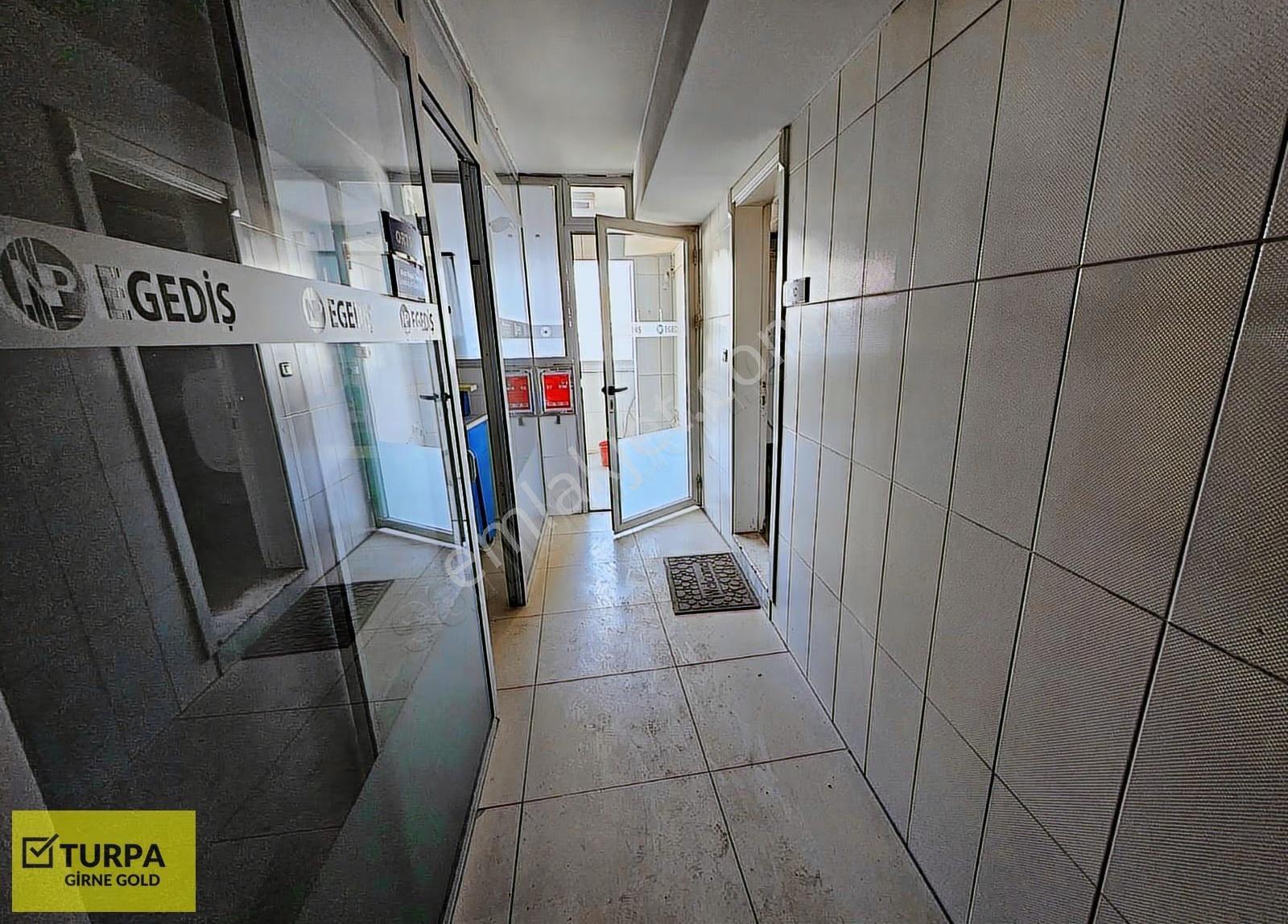 Basmane'de Tüm Sektörlere Uygun Kiralık Ofis - Görsel 14