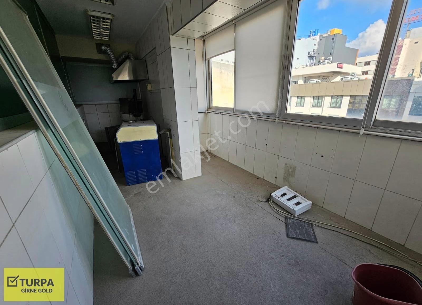 Basmane'de Tüm Sektörlere Uygun Kiralık Ofis - Görsel 13