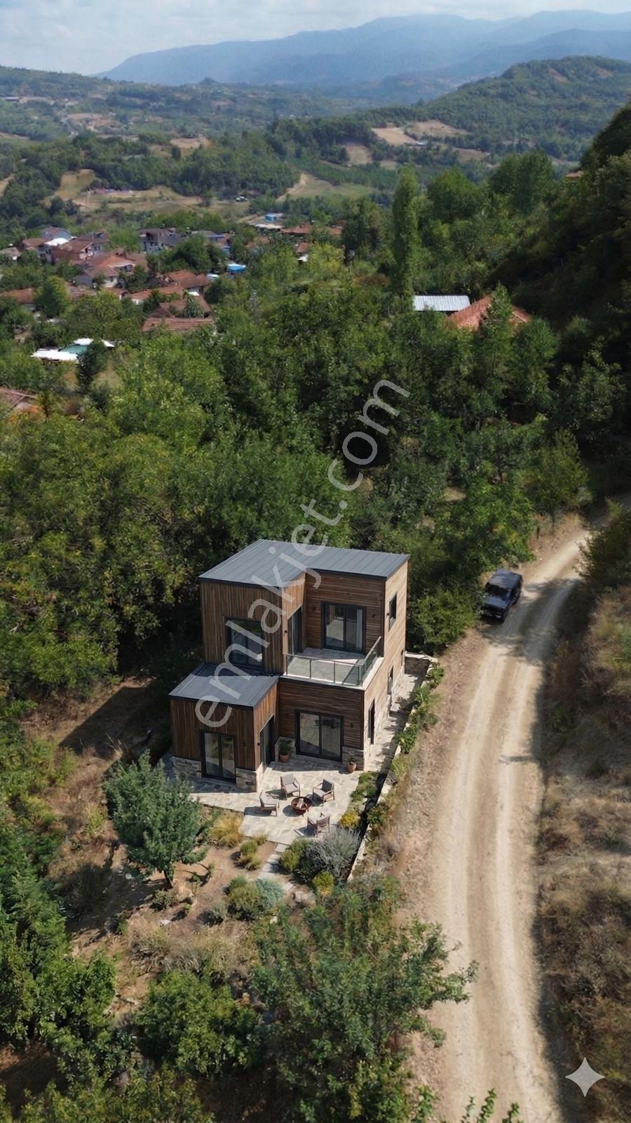 Gündüzlü'de İmarlı Arsa Prefabrik Ev Mevcut Elektrikmevcut 315m2