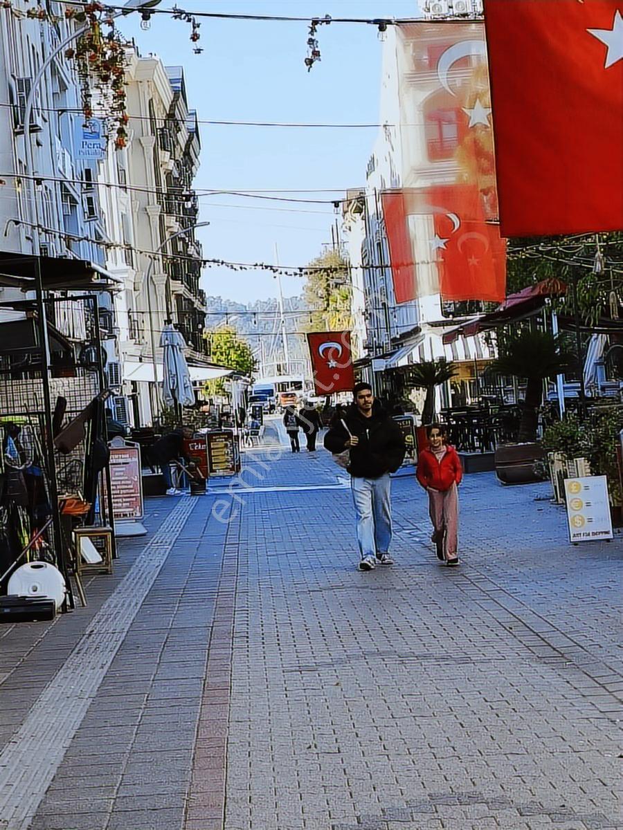 Fethiye'de Şehirin Merkezinde Ticari Satılık İşyeri - Görsel 2