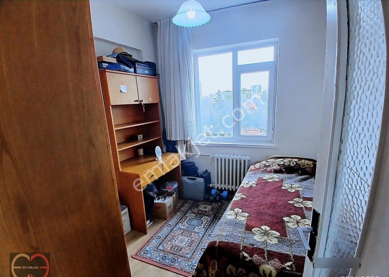 Bahçelievler Ön Cephe Manzaralı,asansörlü,otoparklı 3+1 Daire - Görsel 6