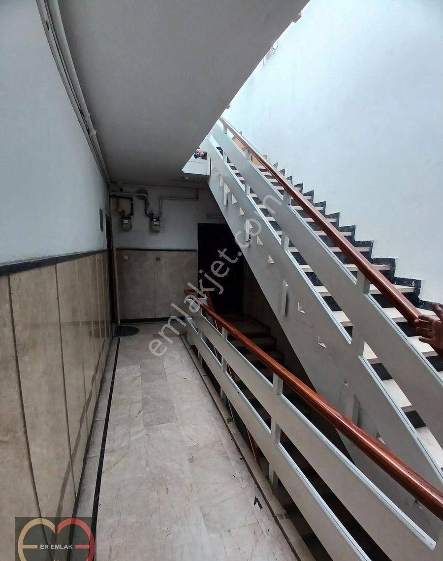 Bahçelievler Ön Cephe Manzaralı,asansörlü,otoparklı 3+1 Daire - Görsel 14