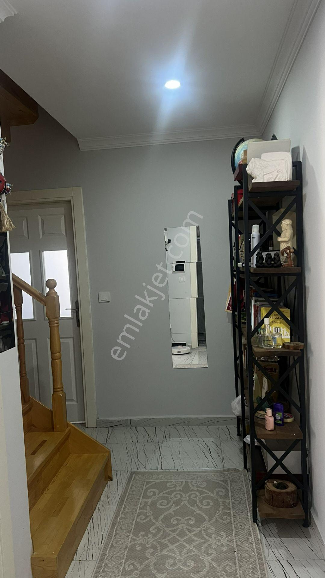 Sahibinden Merkezde 3 Yıllık Geniş 4+1 - Resmi Kurumlara Yürüme Mesafesinde - Görsel 9