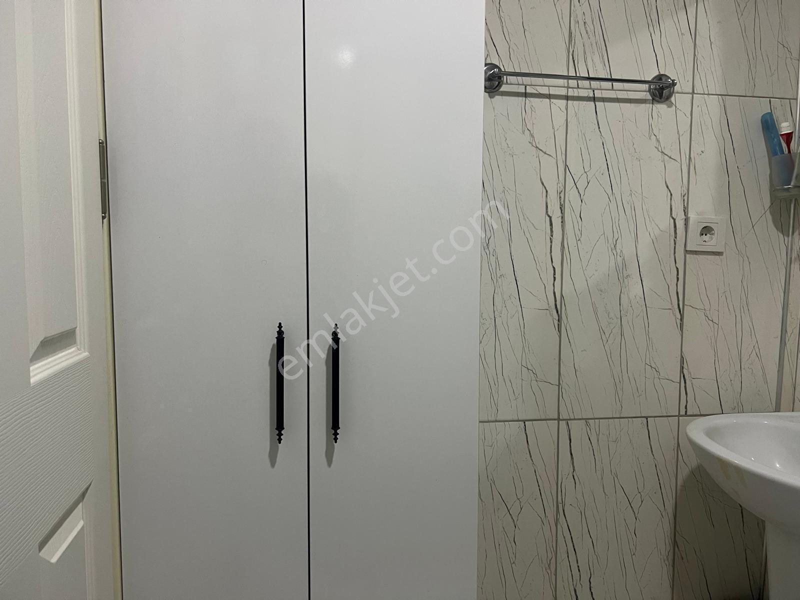 Sahibinden Merkezde 3 Yıllık Geniş 4+1 - Resmi Kurumlara Yürüme Mesafesinde - Görsel 24