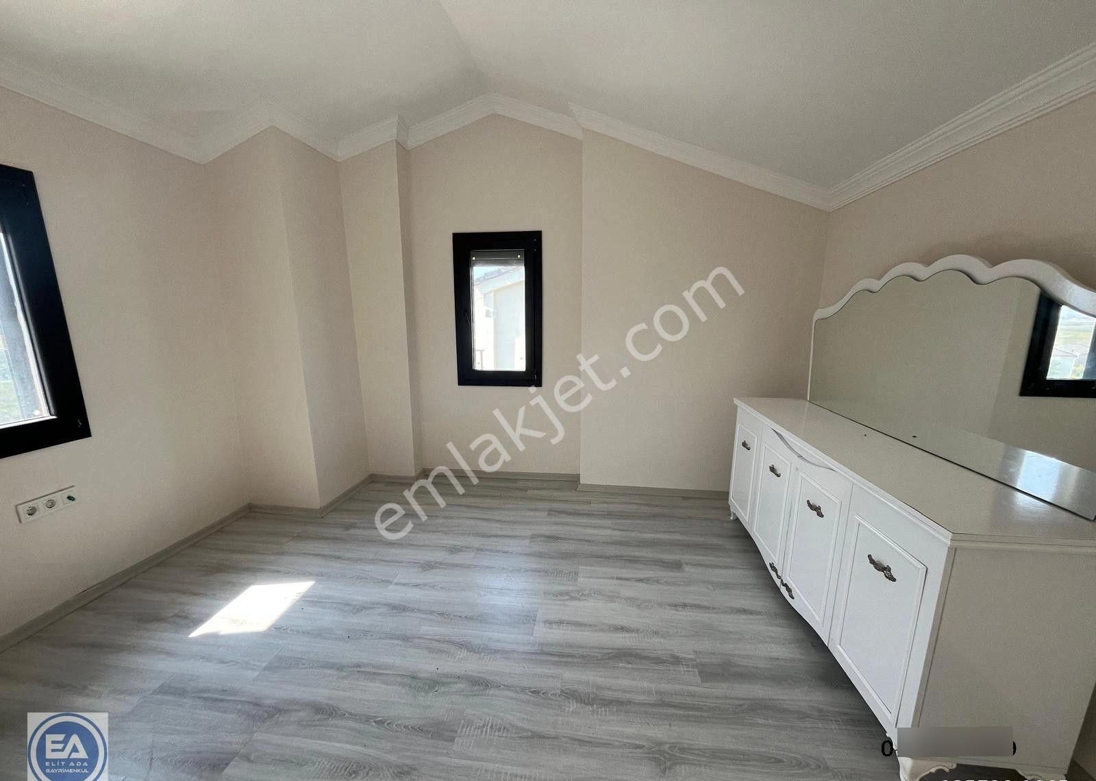 Kuşadası Satılık Havuzlu Sitede Bahçeli 4+1 Satılık Yazlık - Görsel 18
