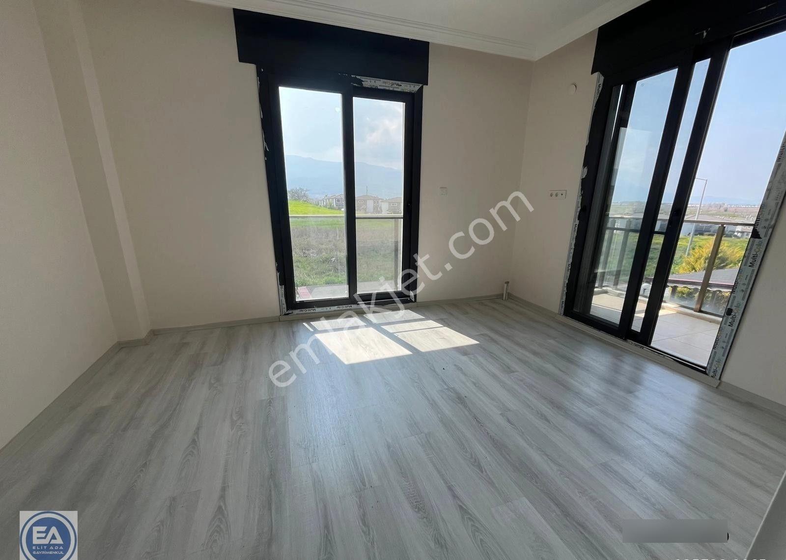 Kuşadası Satılık Havuzlu Sitede Bahçeli 4+1 Satılık Yazlık - Görsel 20