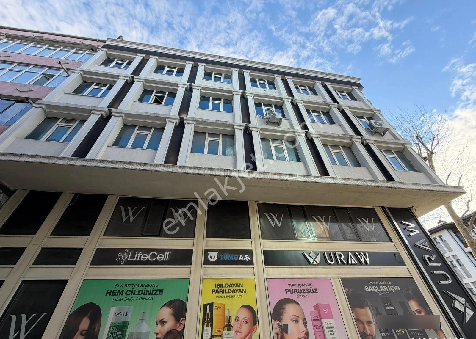 Bankalar Caddesi Gülbahar Da Komple Satılık Bina