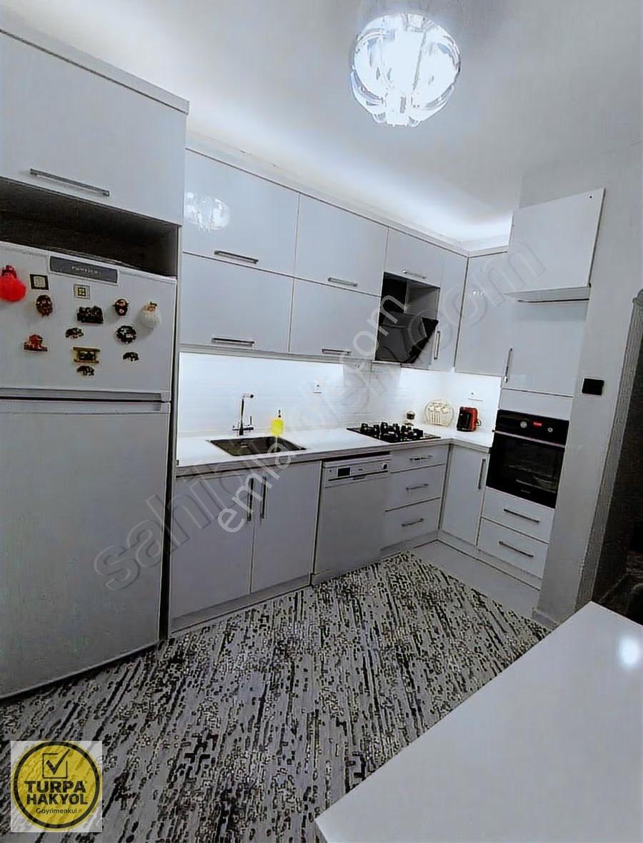 Satilik Firsat Daire 3+1 Kapali Mutfak Masrafsız Geniş Ferah - Görsel 2