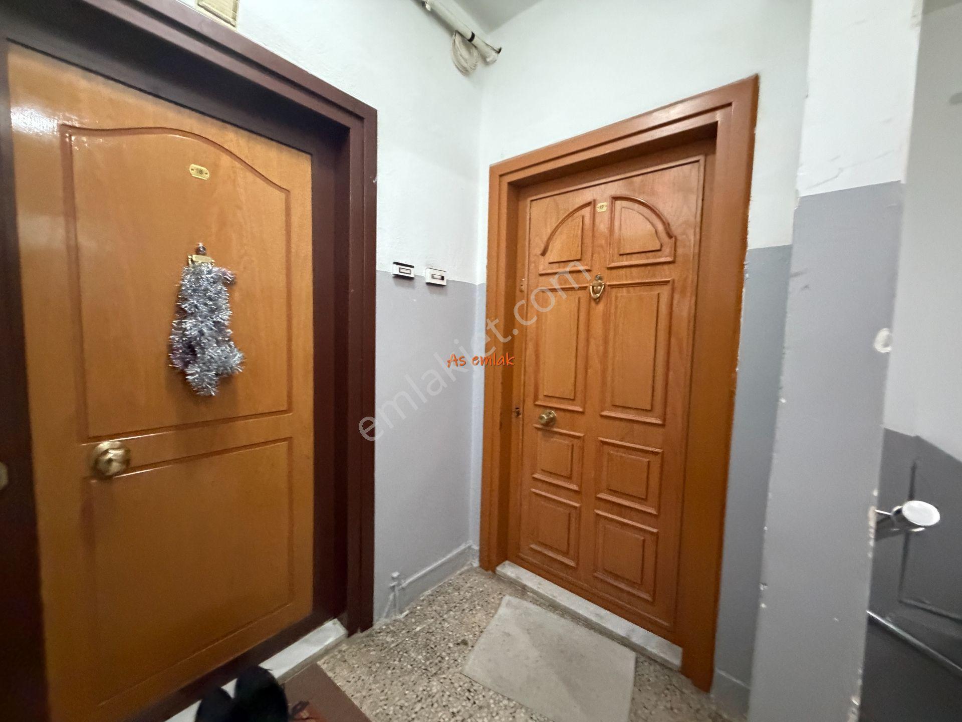 As Emlak Tan 2+1 Zeynep Kamilde Caddeye,hastaneye Yakın 4.kat Daire - Görsel 33