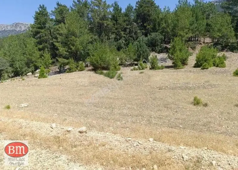 Bm"den Mut Kayaönünde Ana Yola Çok Yakın 10.032m2 Arsa