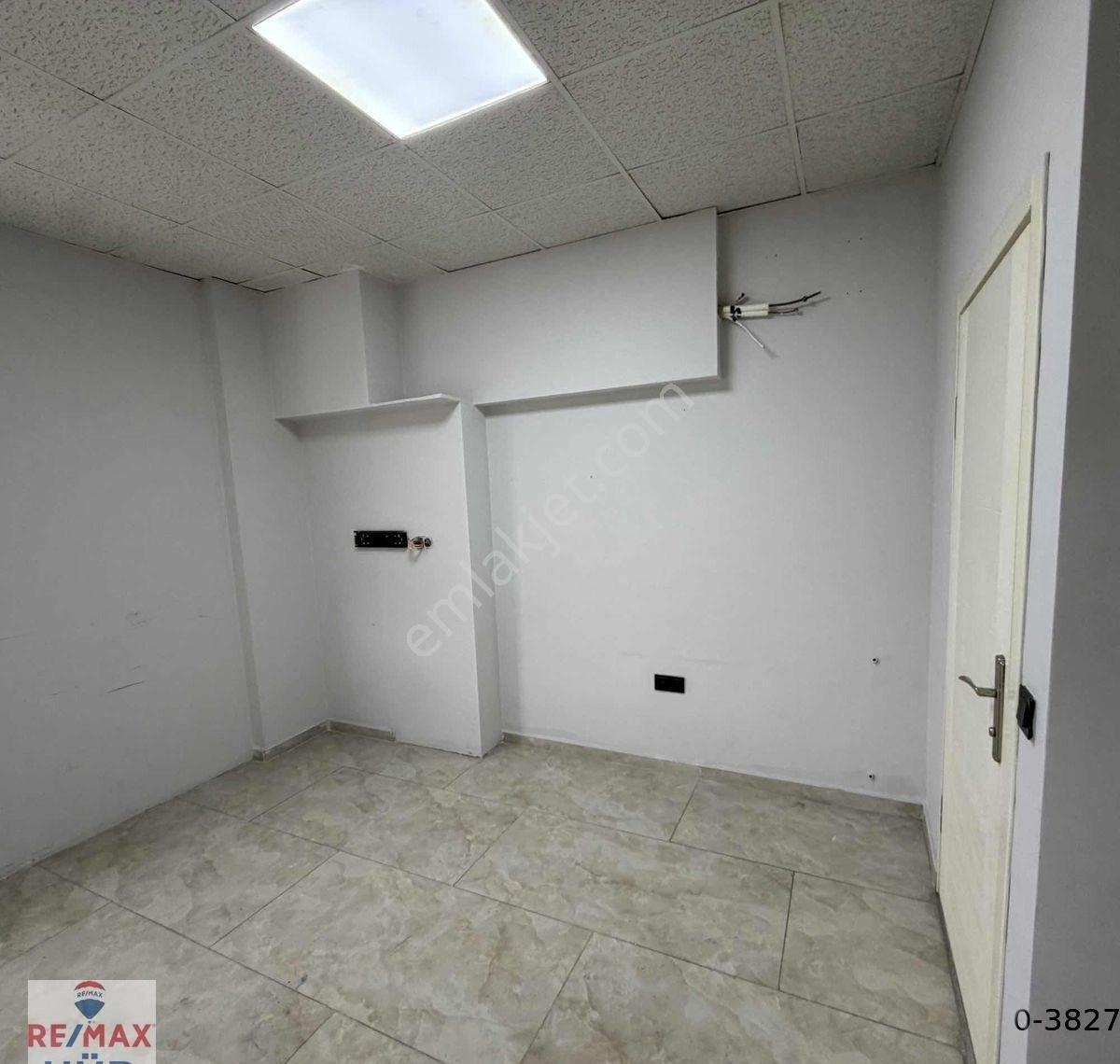 Remax Hür Emrah Tosun"dan Çarşı Merkezde Kiralık Ofis - Görsel 8